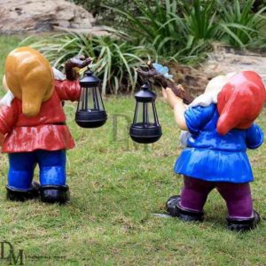 garden ornaments